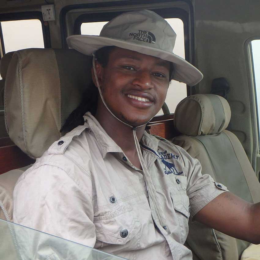 daniel-local-safari-guide-tanzania