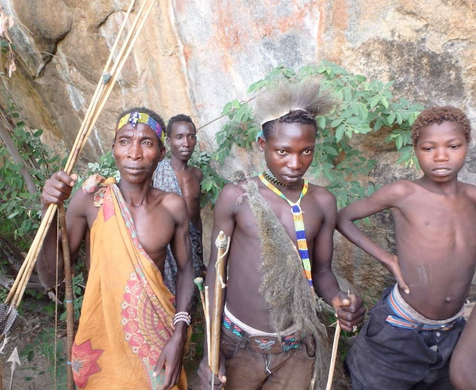 lake-eyasi-hadzabe-tribal-visit